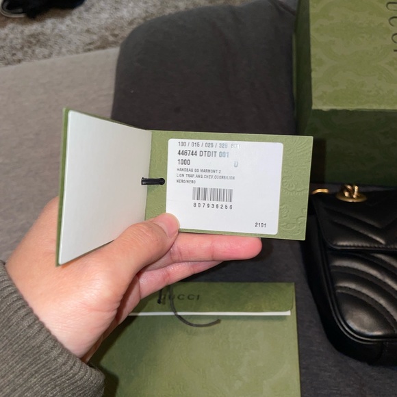 GUCCI - GG Marmont matelassé mini bag - Picture 11 of 16